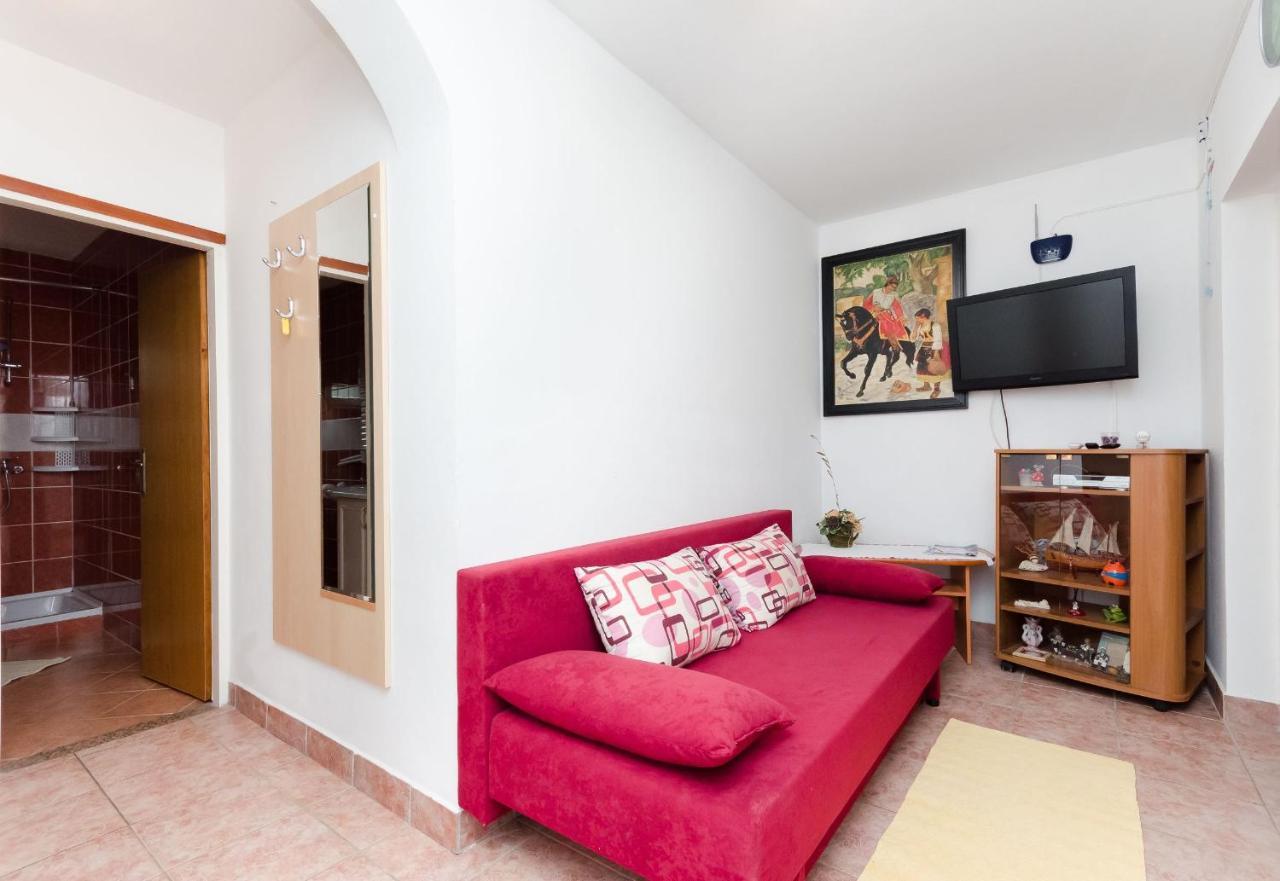 Apartments Albina ロパール エクステリア 写真