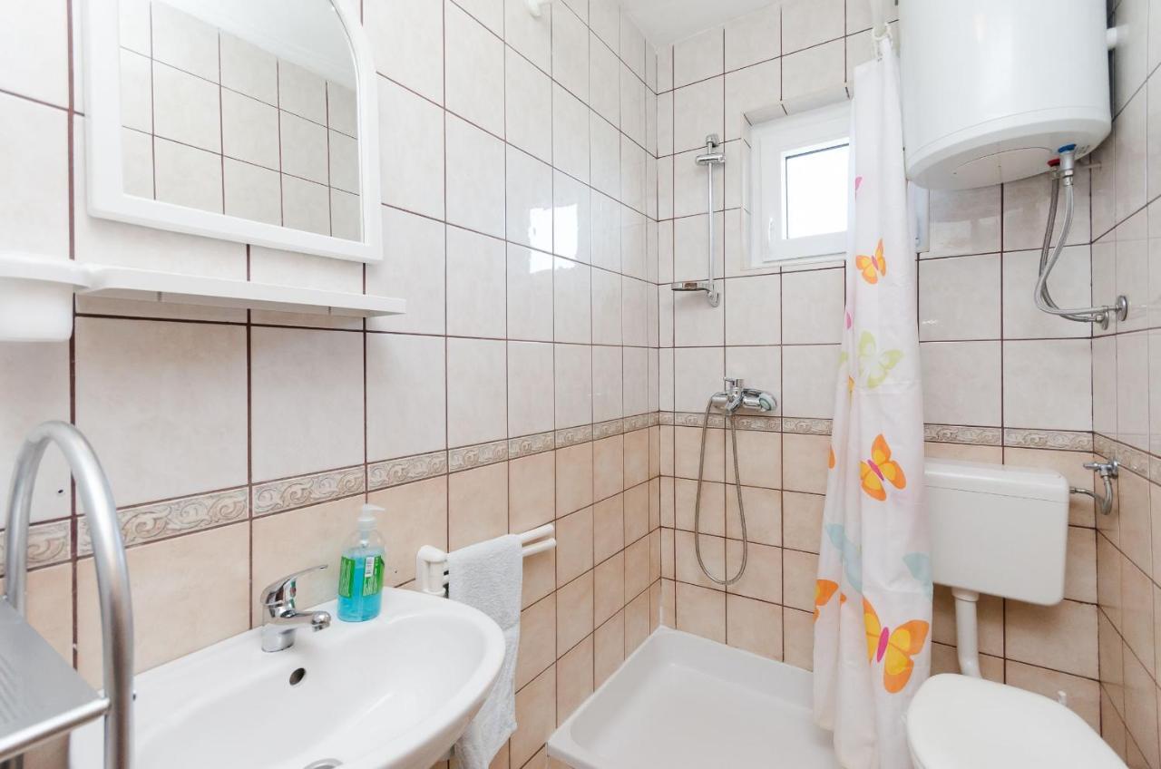 Apartments Albina ロパール エクステリア 写真
