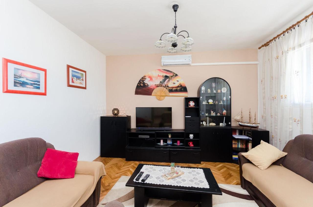 Apartments Albina ロパール エクステリア 写真