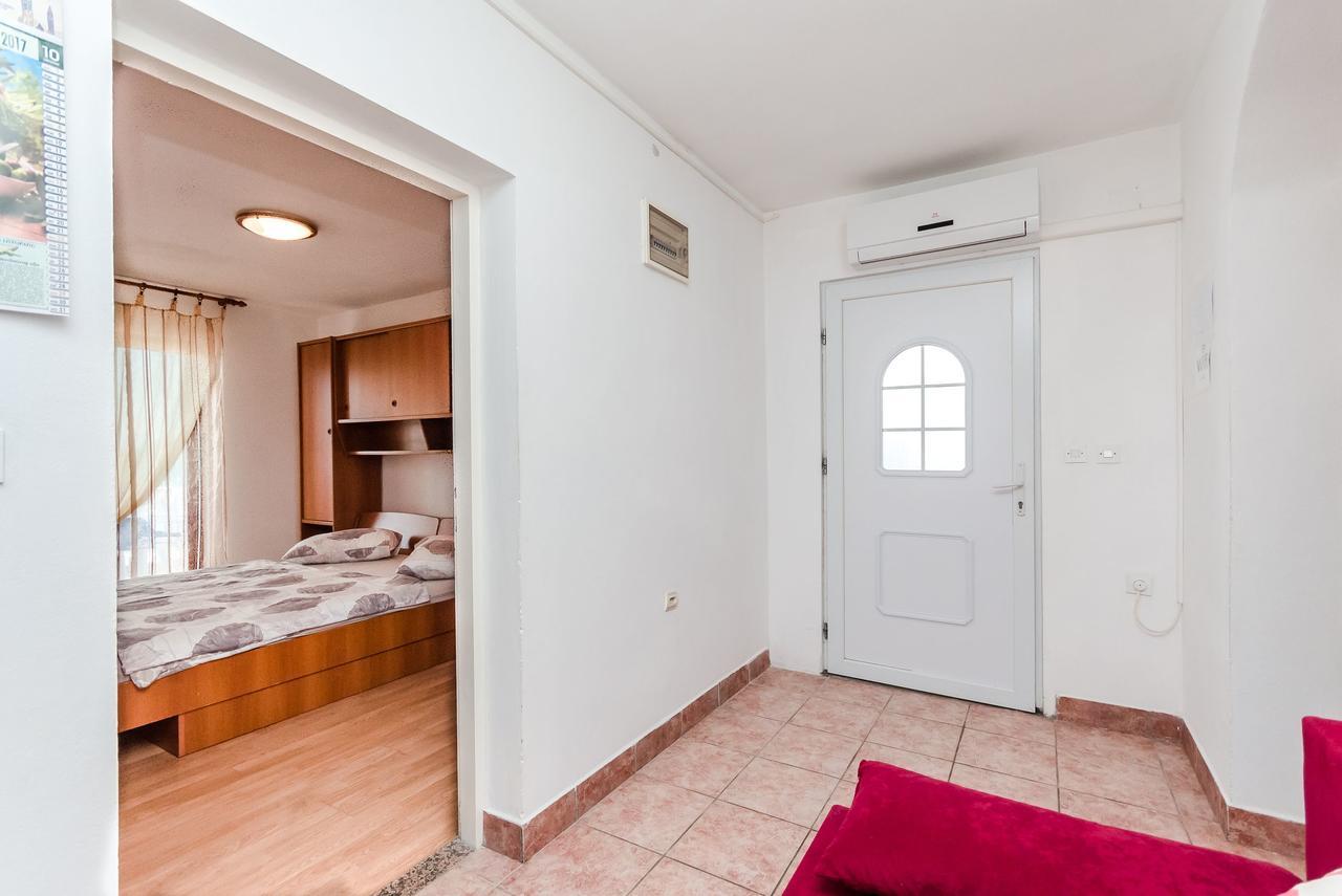 Apartments Albina ロパール エクステリア 写真