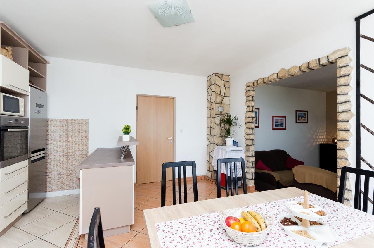 Apartments Albina ロパール エクステリア 写真