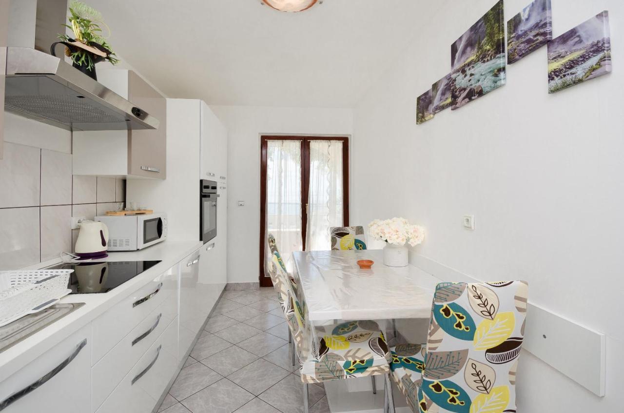 Apartments Albina ロパール エクステリア 写真